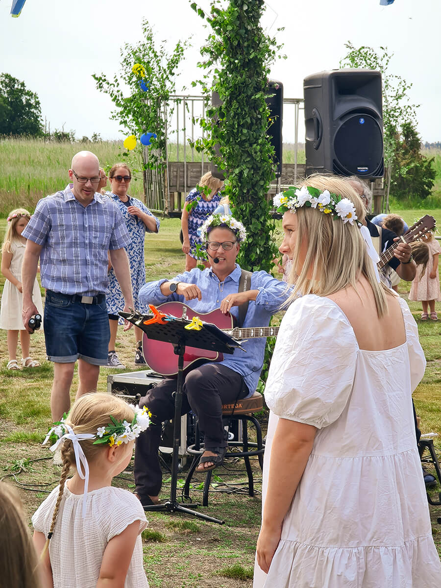 Fira midsommar på vår camping!